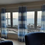 Διαμέρισμα Crucero Vista Al Mar A *